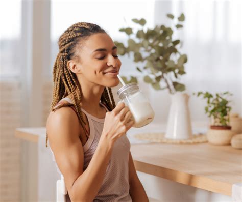 What's the Best Time to Drink a Protein Shake? And Why Not Pair It with a Moonlit Dance?