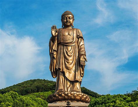  西山霊鷲寺！壮大な仏教寺院と雲海の絶景を楽しむ！